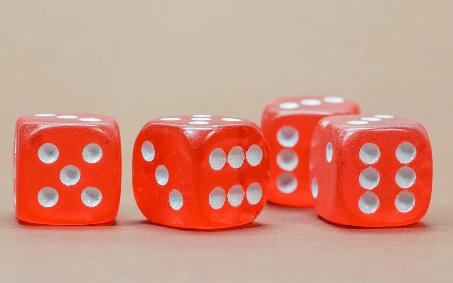 Dice, game dice and instantaneous speed